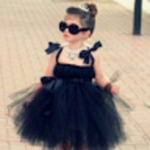 Meet your Posher, Liz